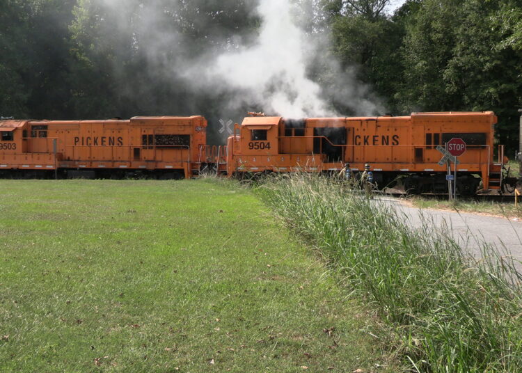 Train Fire at Shirlane Dr. and Warwick St.