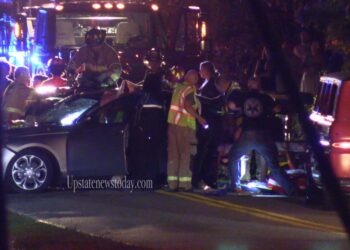 Wreck Sends Three to the Hospital