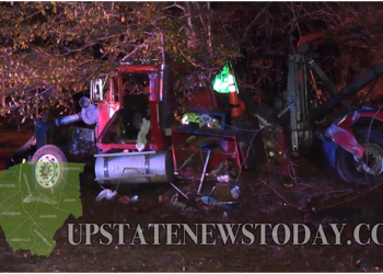 Heavy Duty Wrecker Accident One Patient Airlifted to Trauma Center |Anderson, SC